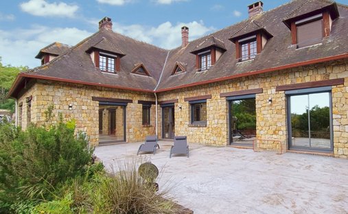 Casa a Nonancourt, Normandia, Francia 1
