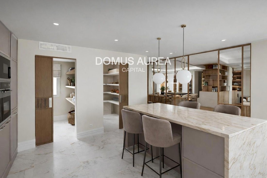 Apartment in Chamberi, Madrid, Spain 5 - 18359342