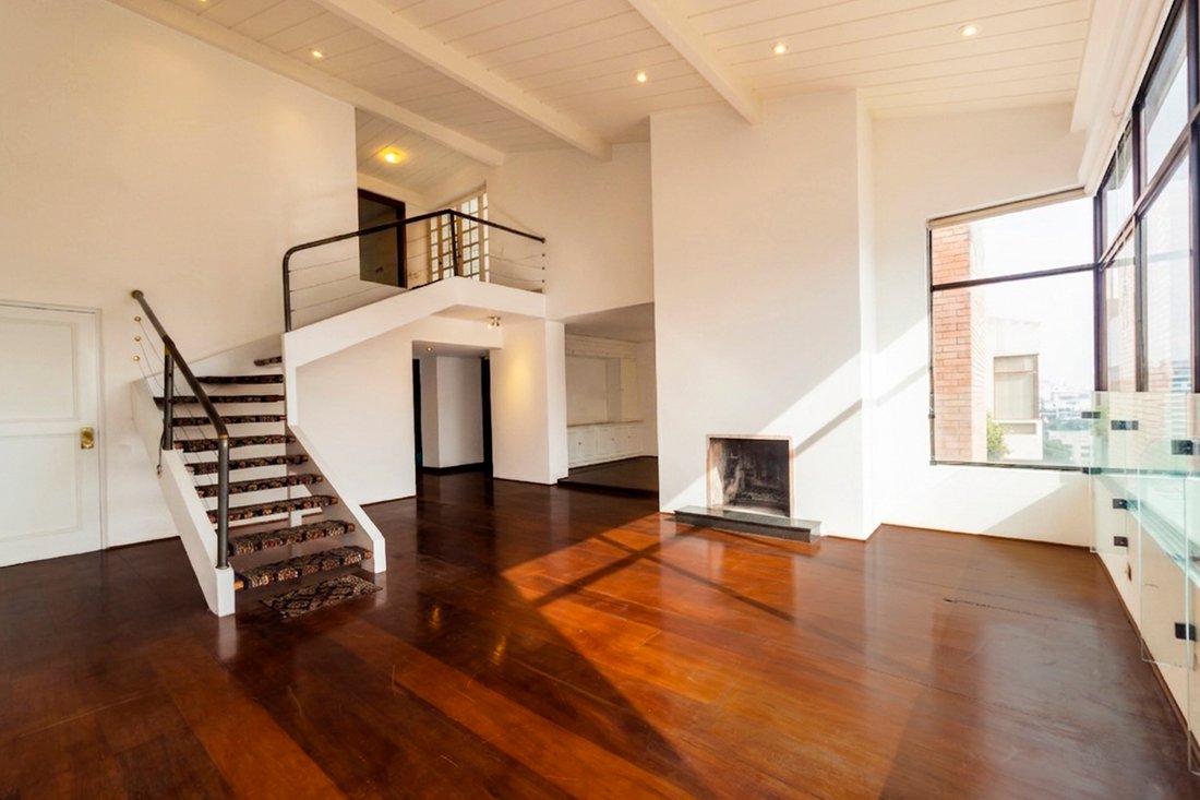 Apartment in San Isidro, Metropolitan Municipality of Lima, Peru 1 - 18359093