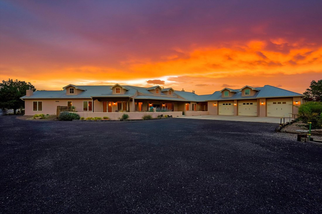 House in Bosque Farms, New Mexico, United States 1 - 18356870