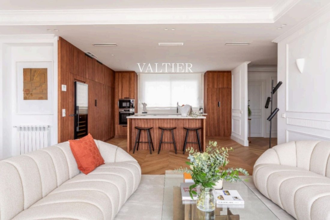 Apartment in Chamberi, Madrid, Spain 4 - 18357608