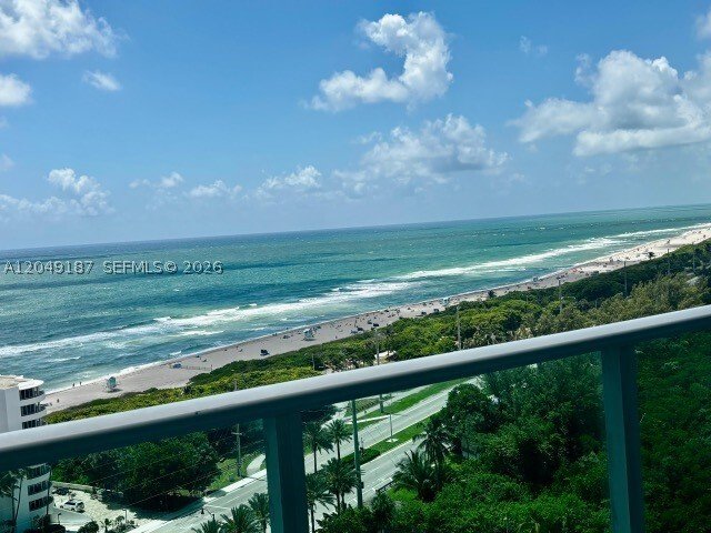 Appartement à Golden Beach, Floride, États-Unis 2 - 18356821