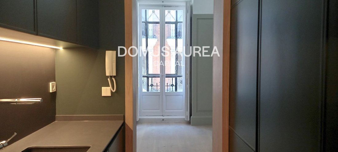 Apartment in Centro, Madrid, Spain 2 - 18359271