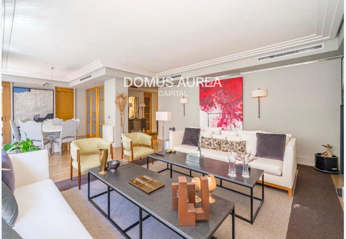 Apartment in Barrio Salamanca, Madrid, Spain 4 - 18358675