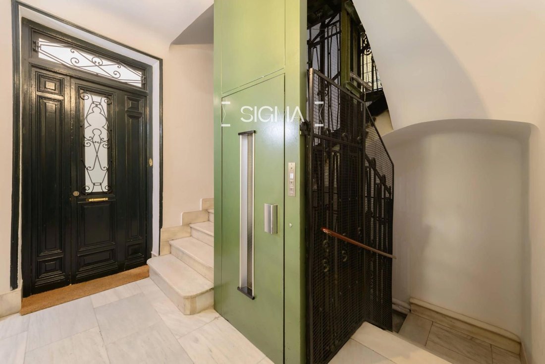 Apartment in Chamberi, Madrid, Spain 5 - 18359405