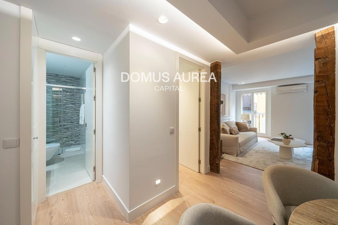 Apartment in Centro, Madrid, Spain 3 - 18359635