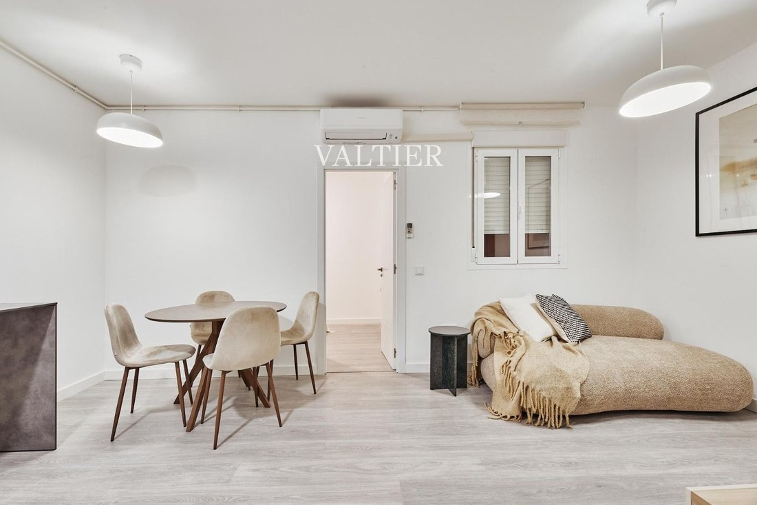 Apartment in Chamberi, Madrid, Spain 2 - 18360157