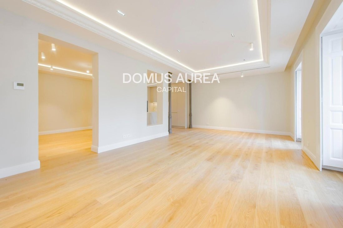 Apartment in Chamberi, Madrid, Spain 2 - 18359366