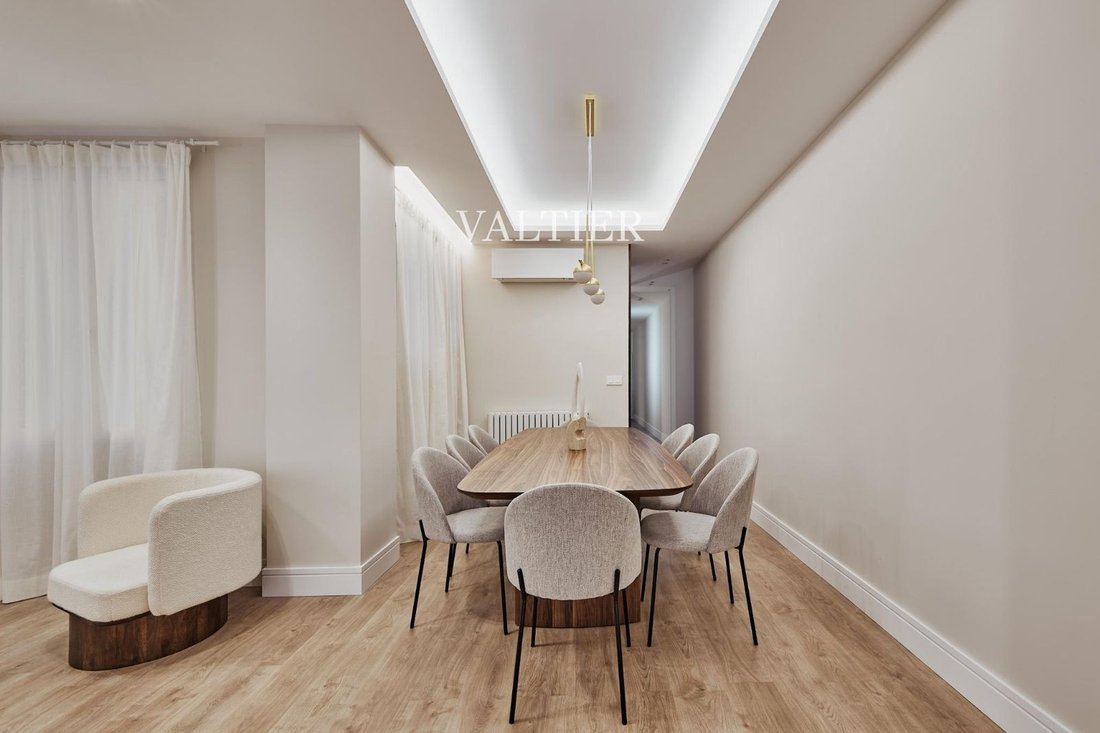 Apartment in Barrio Salamanca, Madrid, Spain 2 - 18359957