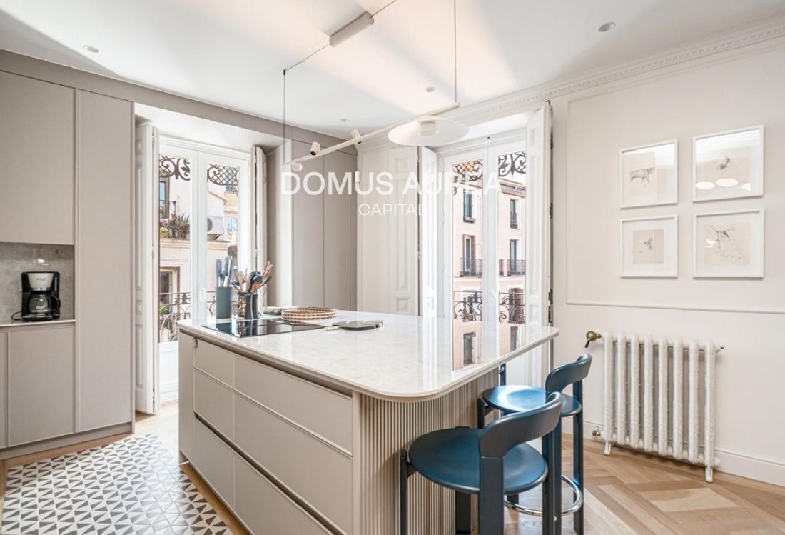 Apartment in Centro, Madrid, Spain 5 - 18359876