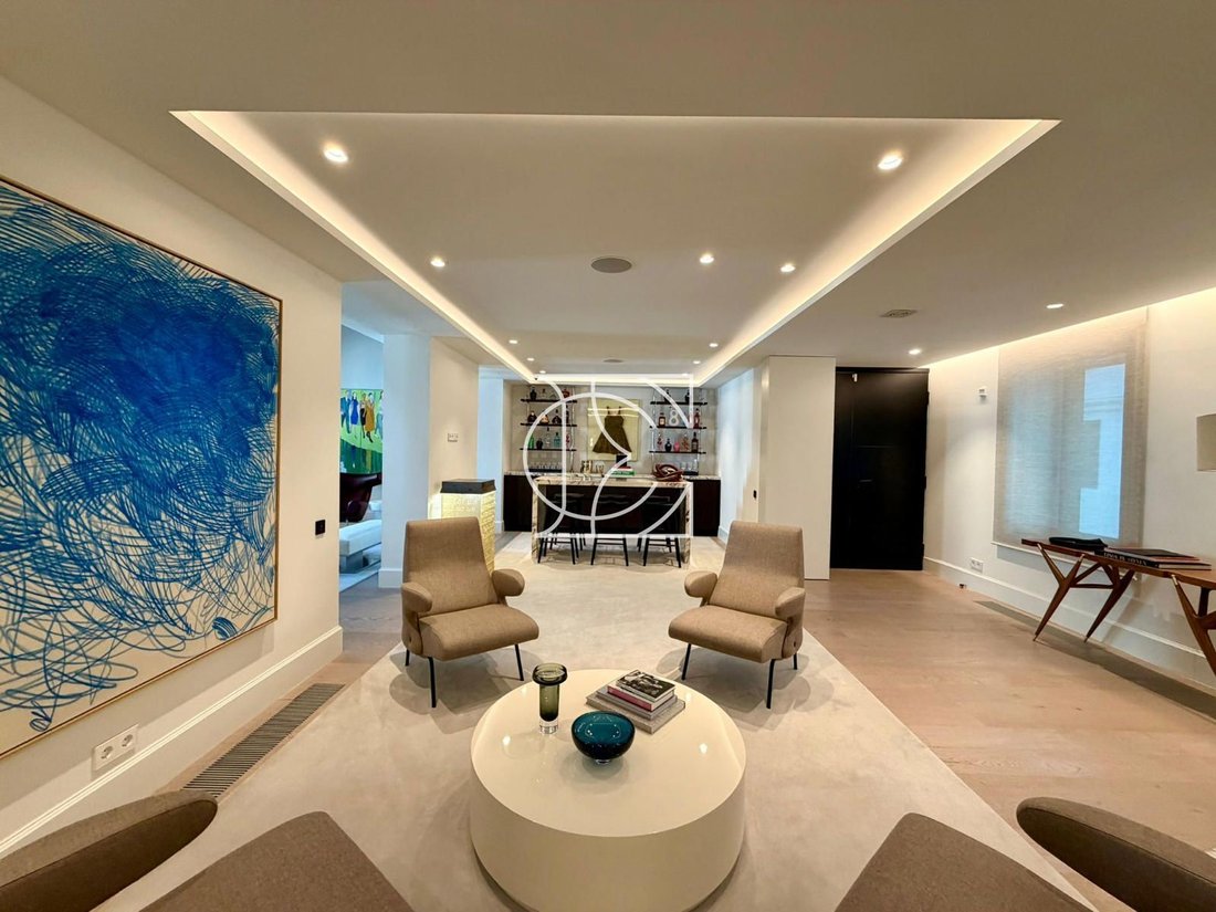 Apartment in Barrio Salamanca, Madrid, Spain 5 - 18358671