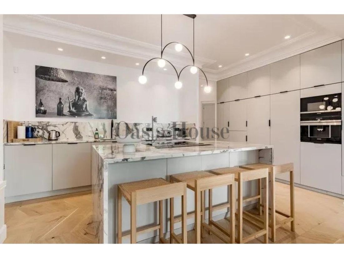 Apartment in Chamberi, Madrid, Spain 3 - 18359373