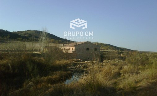 Land in La Puebla de Montalban, Castile-La Mancha, Spain 1