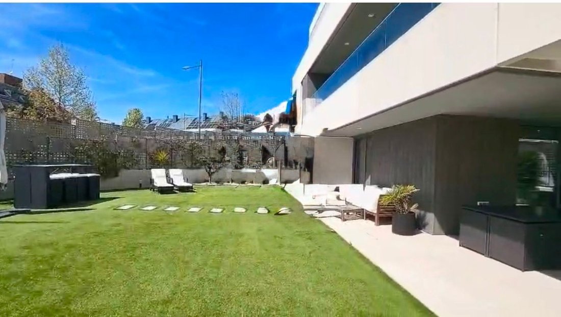 Apartment in Boadilla del Monte, Comunidad de Madrid, Spain 4 - 18359172