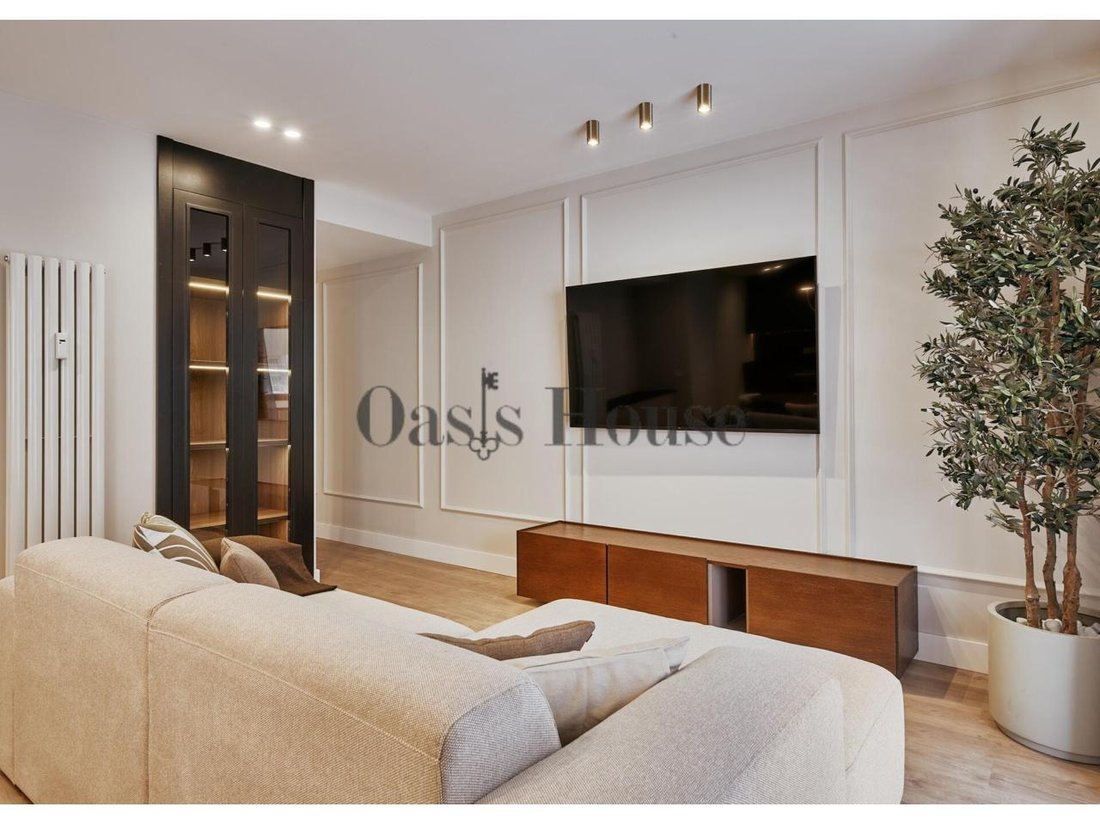 Apartment in Barrio Salamanca, Madrid, Spain 2 - 18359272