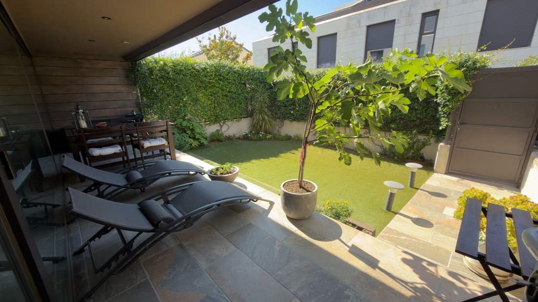 Townhouse in Boadilla del Monte, Comunidad de Madrid, Spain 1 - 18357207