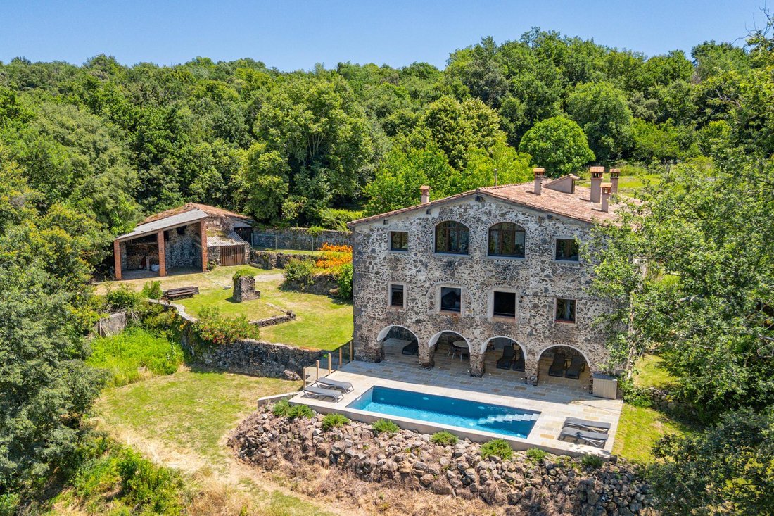 Country House in Olot, Catalonia, Spain 1 - 18357295