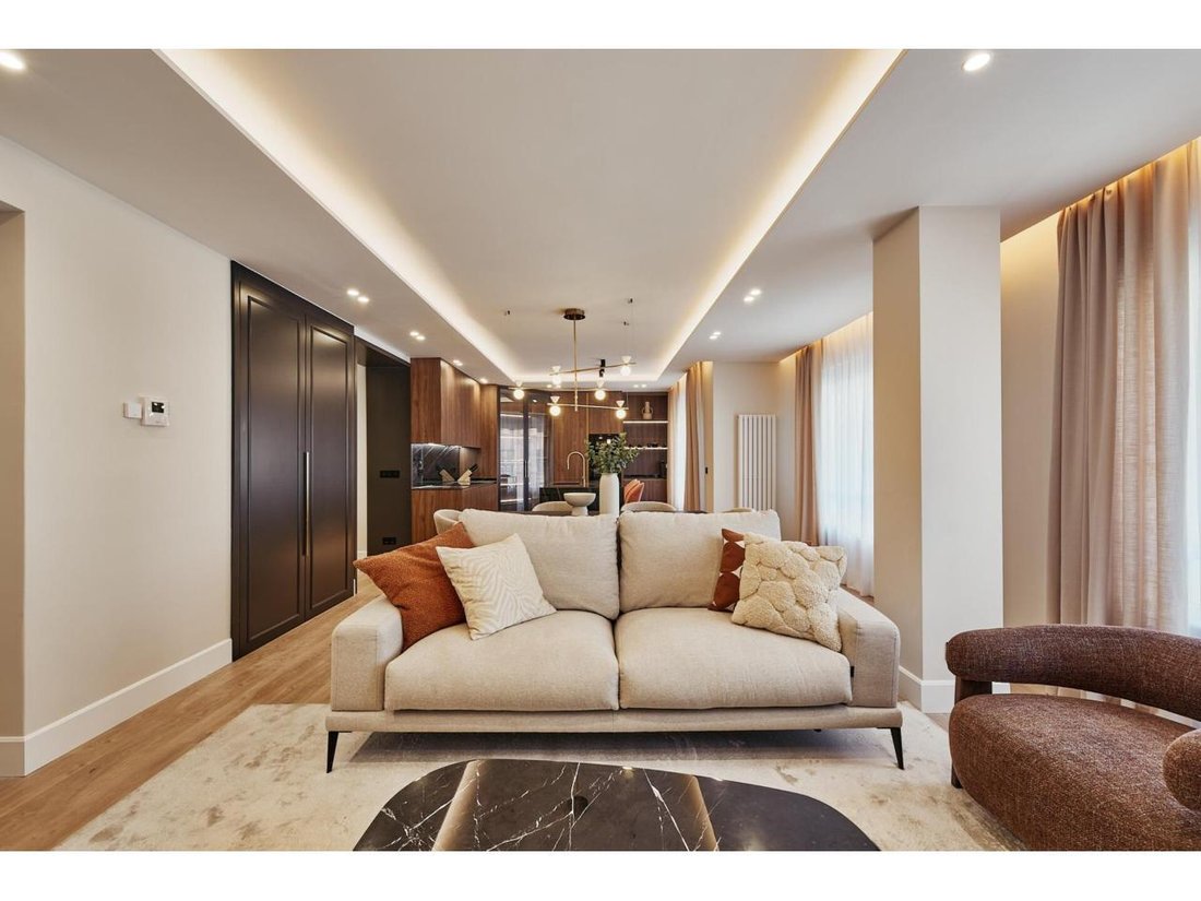 Apartment in Barrio Salamanca, Madrid, Spain 2 - 18359216