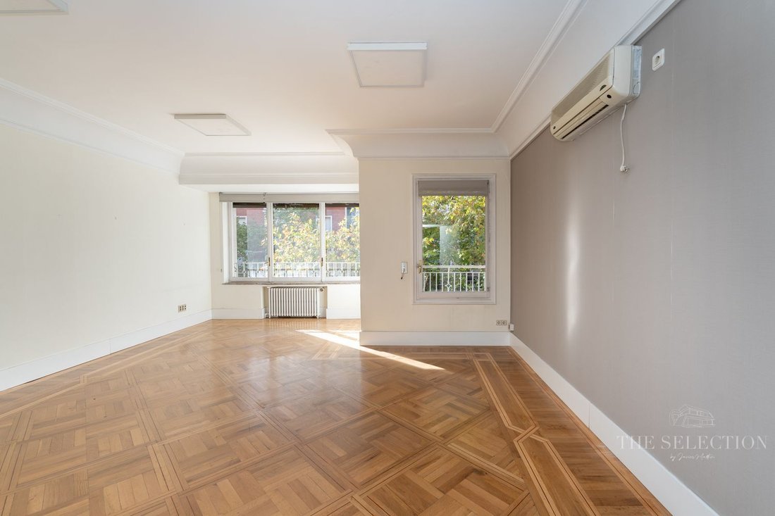 Apartment in Chamberi, Madrid, Spain 3 - 18359408