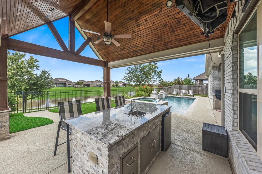 House in Rosharon, Texas, United States 3 - 18357704