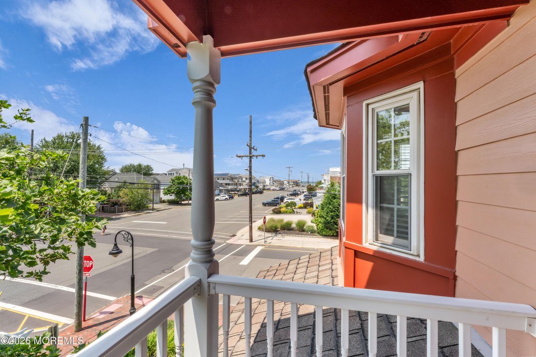 Condo in Ship Bottom, New Jersey, United States 4 - 18357975