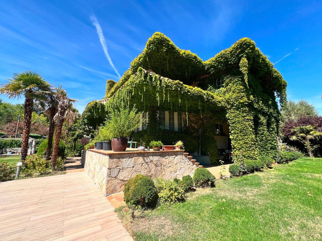 Chalet in Villanueva de la Canada, Comunidad de Madrid, Spain 5 - 18357436