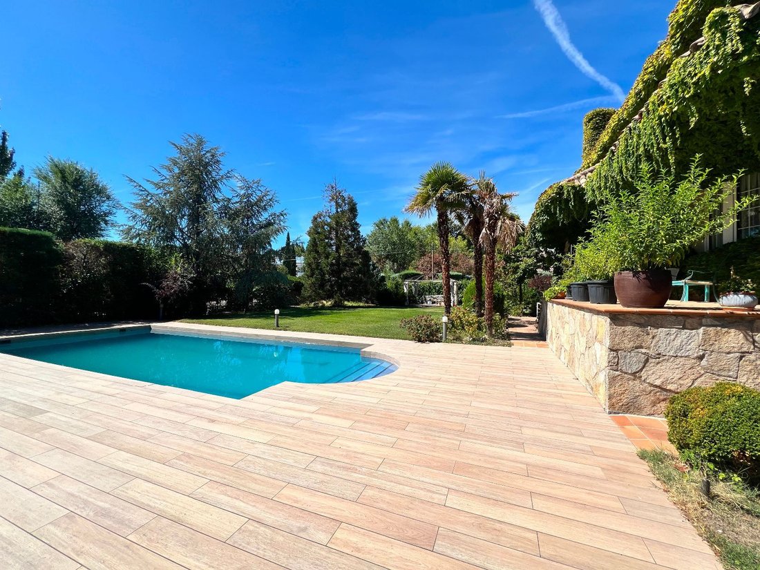 Chalet in Villanueva de la Canada, Comunidad de Madrid, Spain 4 - 18357436