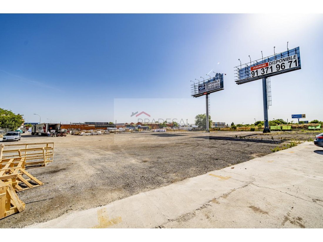 Land in Barajas, Madrid, Spain 4 - 18357096