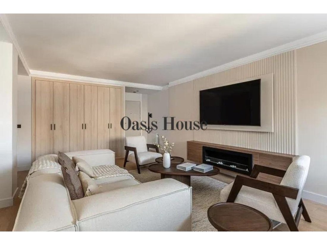Apartment in Chamberi, Madrid, Spain 4 - 18359371