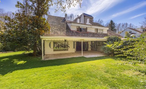 Chalet in Fuencarral-El Pardo, Madrid, Spain 1