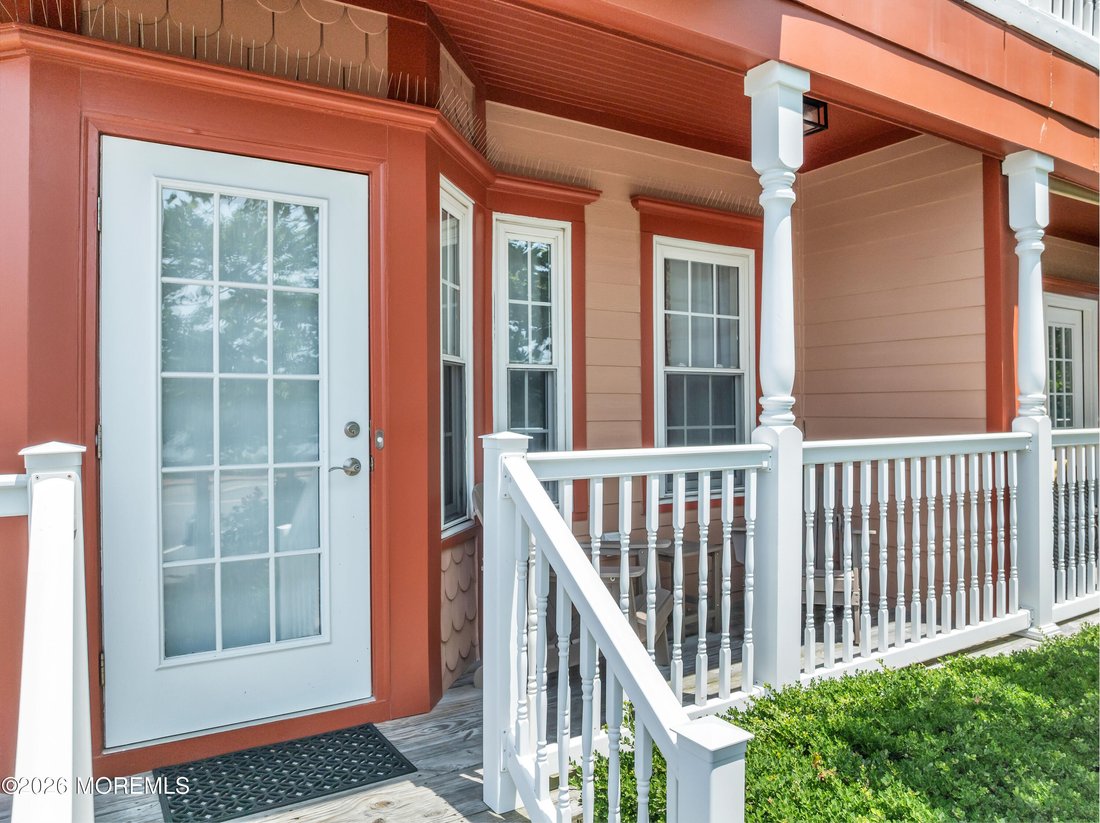 Condo in Ship Bottom, New Jersey, United States 5 - 18357975