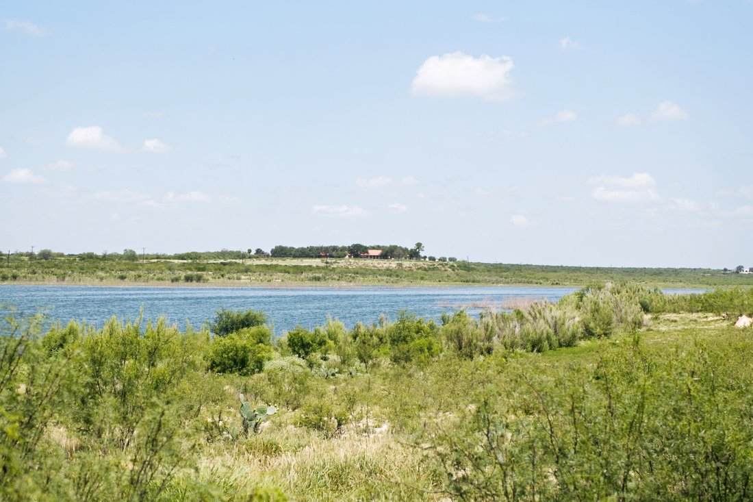 Farm Ranch in Eagle Pass, Texas, United States 3 - 18359622