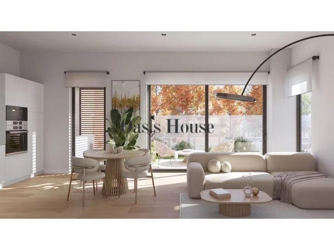 Apartment in Ciudad Lineal, Madrid, Spain 2 - 18359576