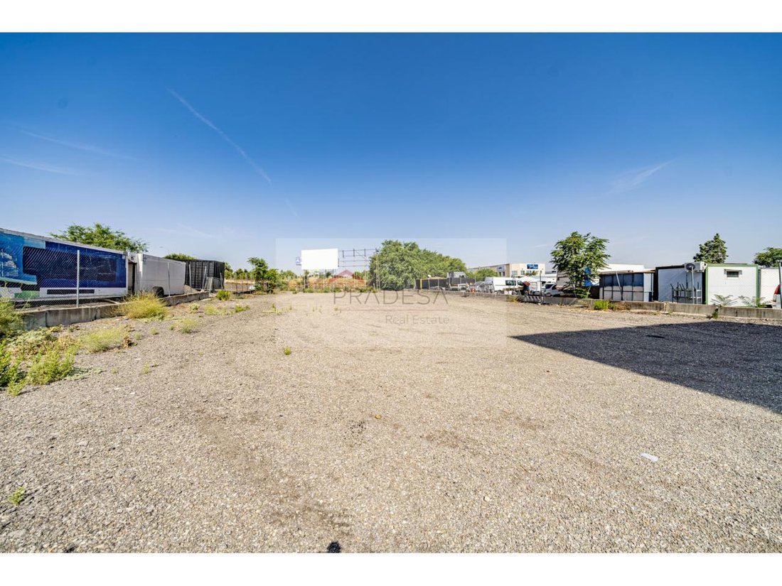 Land in Barajas, Madrid, Spain 1 - 18357096