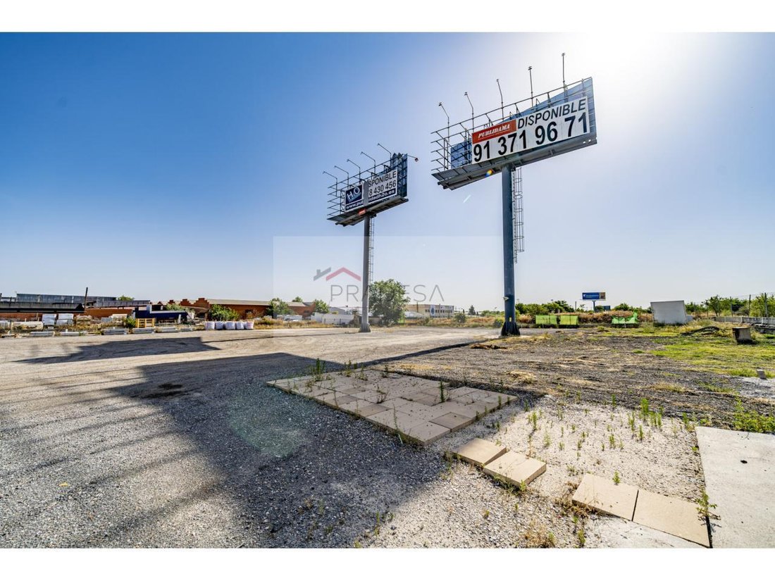 Land in Barajas, Madrid, Spain 5 - 18357096