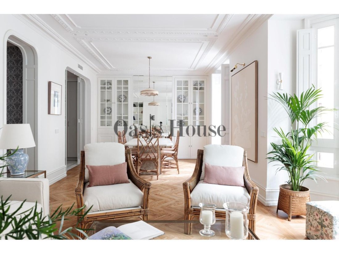 Apartment in Chamberi, Madrid, Spain 1 - 18359047