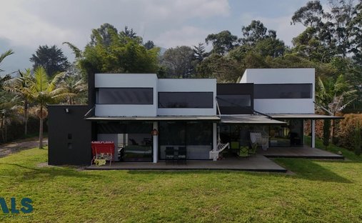 House in El Carmen de Viboral, Antioquia, Colombia 1