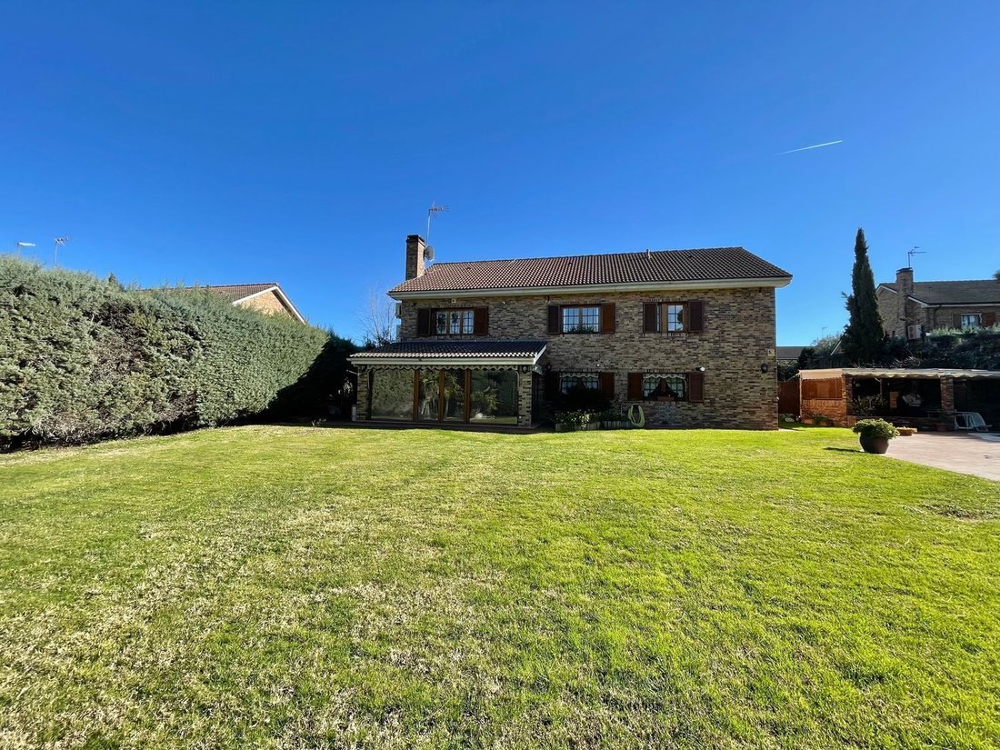 House in La Moraleja, Alcobendas, Comunidad de Madrid 2 - 18357453