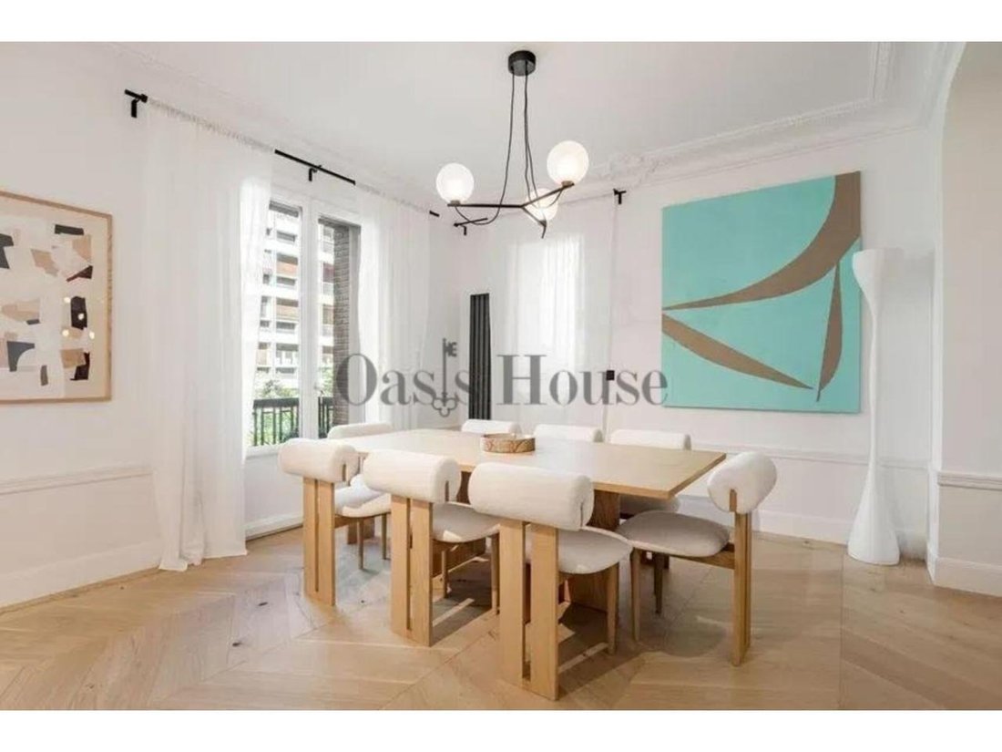 Apartment in Chamberi, Madrid, Spain 4 - 18359373