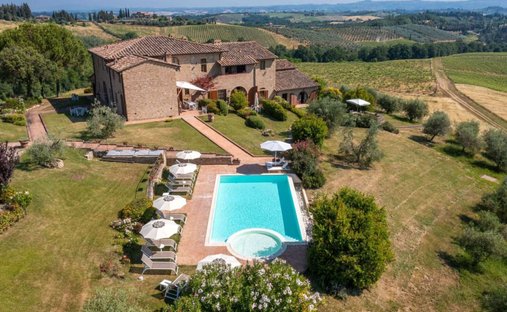 Villa in San Gimignano, Tuscany, Italy 1