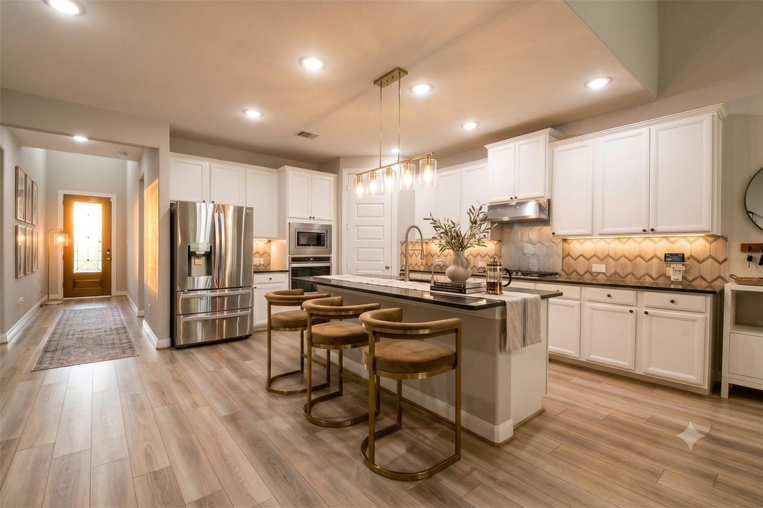 House in Conroe, Texas, United States 2 - 18357663