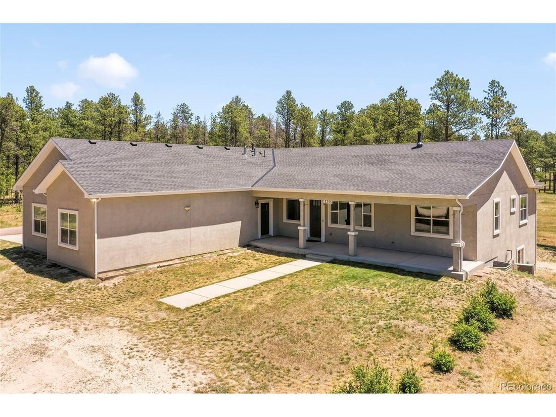 House in Colorado Springs, Colorado, United States 2 - 18357074