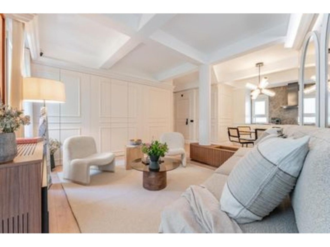 Apartment in Chamberi, Madrid, Spain 5 - 18357967