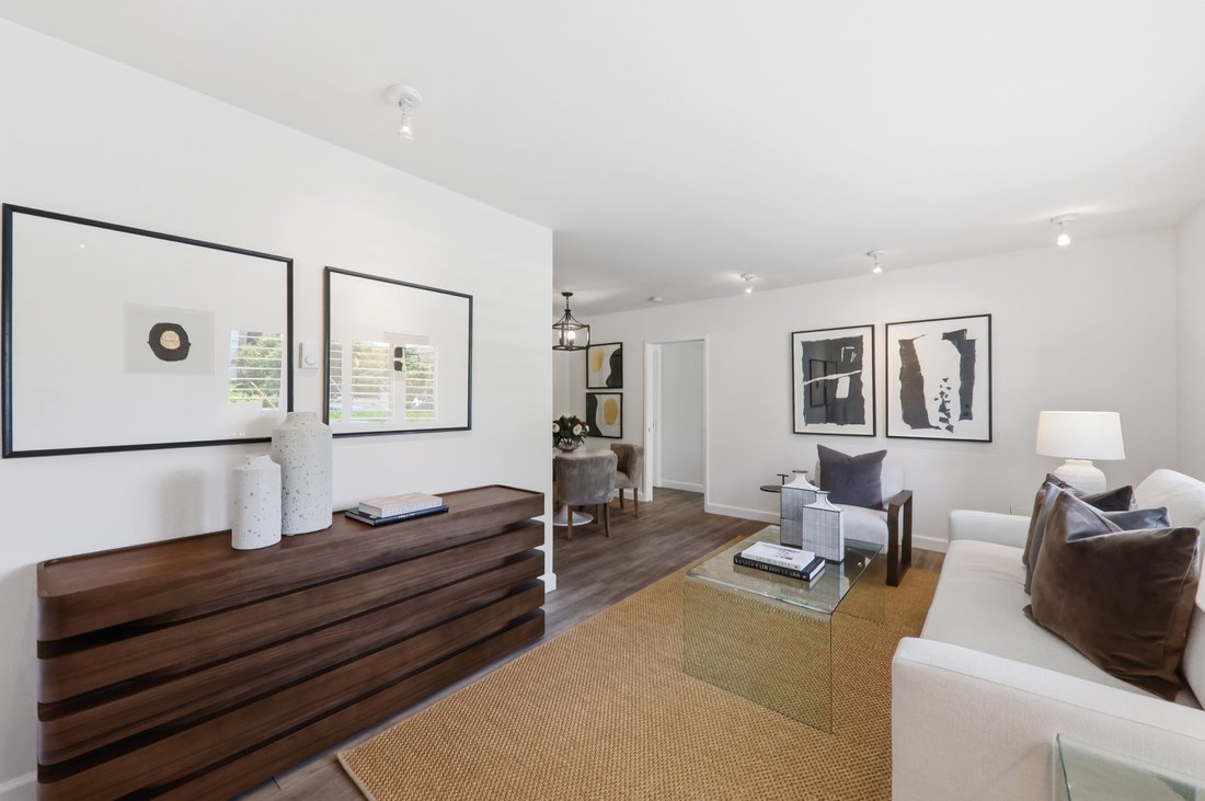 Condo in San Carlos, California, United States 4 - 18359118