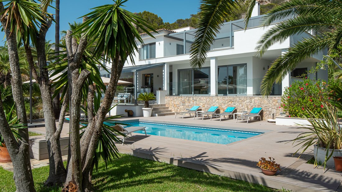 Villa in Santa Ponsa, Balearic Islands, Spain 1 - 15870915