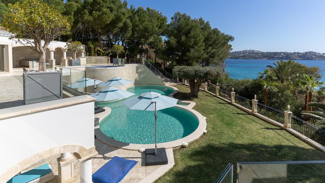 Villa in Costa de la Calma, Calvia, Balearic Islands 2 - 17646971