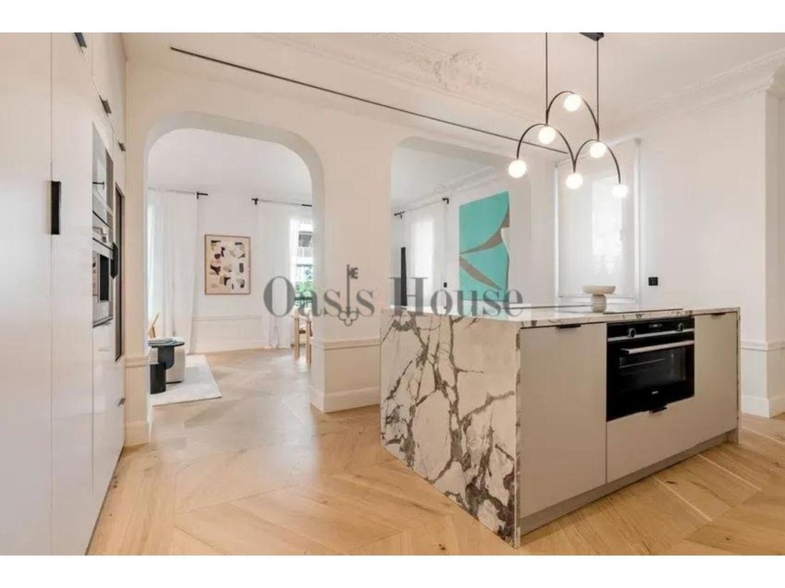 Apartment in Chamberi, Madrid, Spain 2 - 18359373