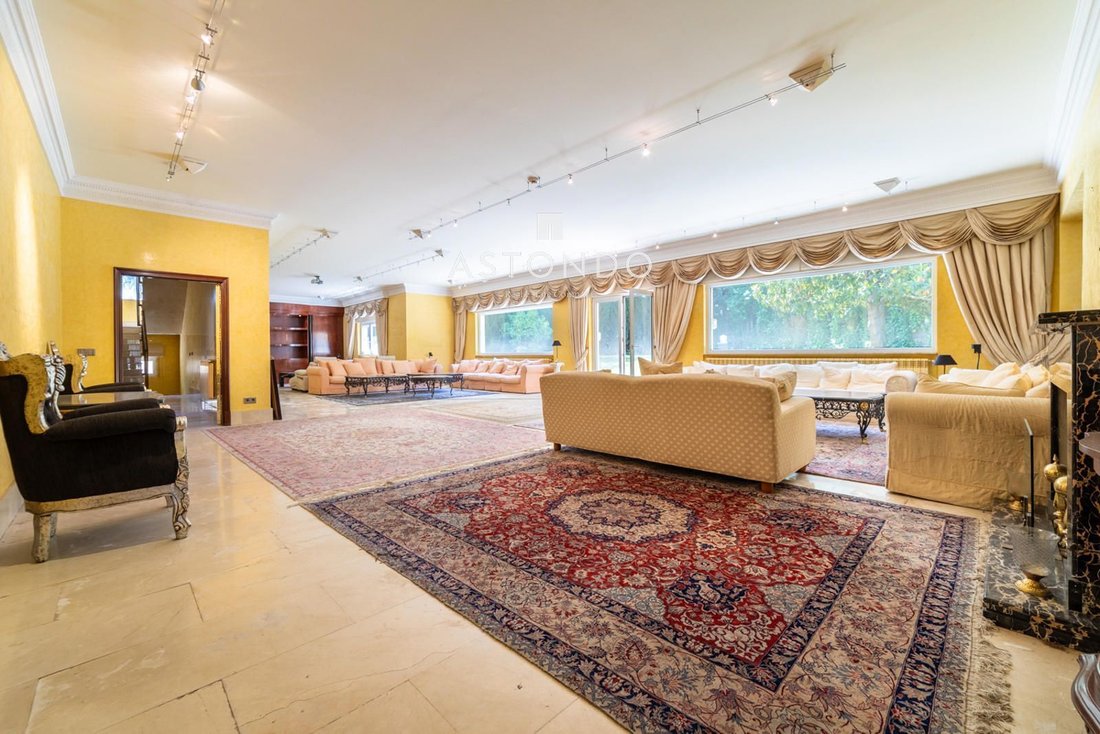 Chalet a Hortaleza, Madrid, Spagna 5 - 18357505