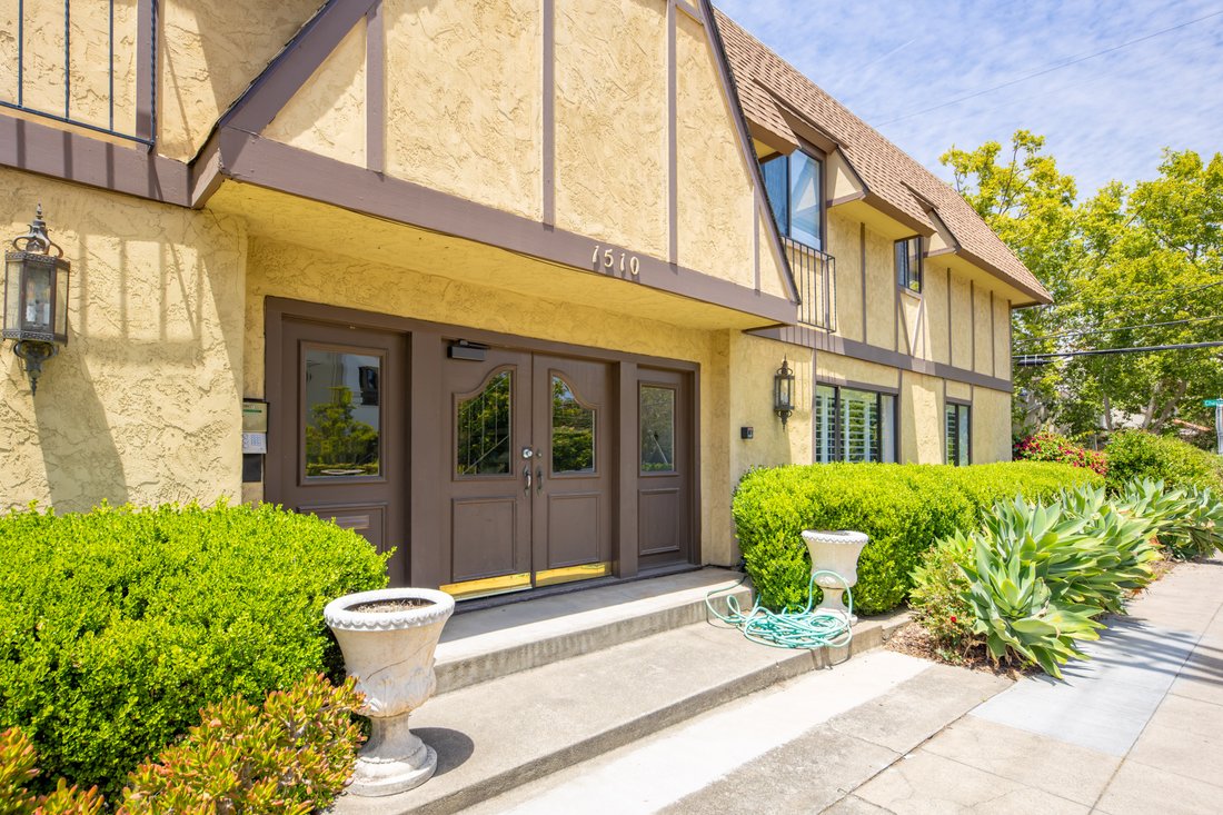 Condo in San Carlos, California, United States 1 - 18359118