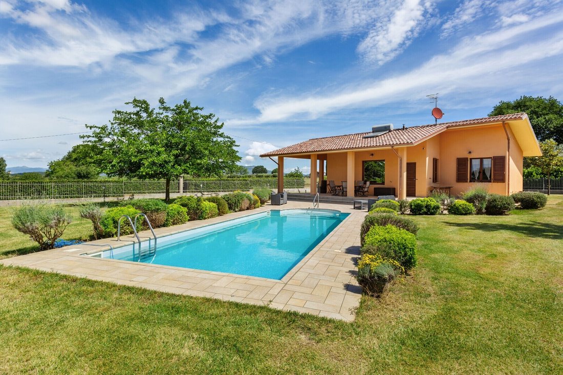 Villa in Pitigliano, Tuscany, Italy 1 - 18358775